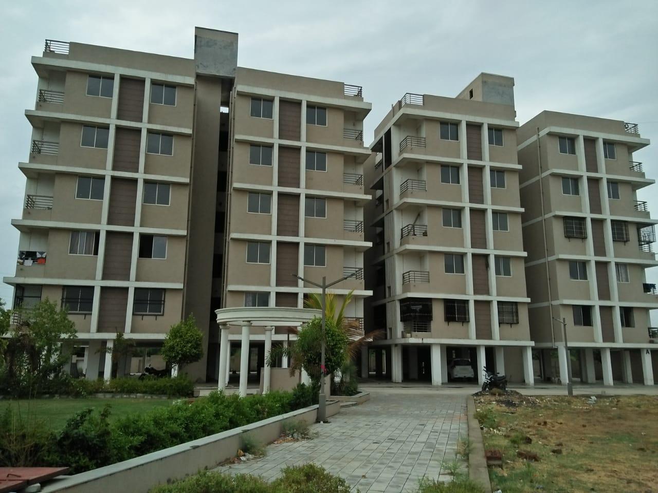 83645_const of real estate project Astha Vihar (block A+d) located at Barejdi, Ahmedabad, Gujarat
