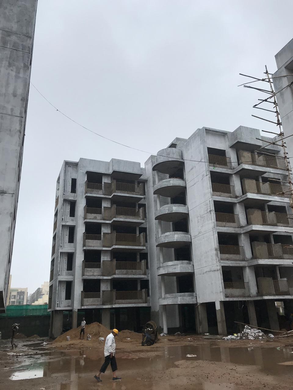 185092_const of real estate project Hari Icon located at Nana-chiloda, Ahmedabad, Gujarat