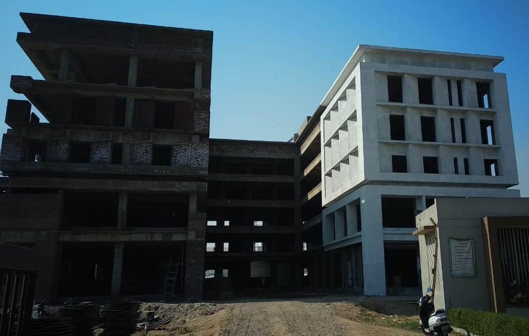 93700_const of real estate project Matrix Plaza located at Vinzol, Ahmedabad, Gujarat