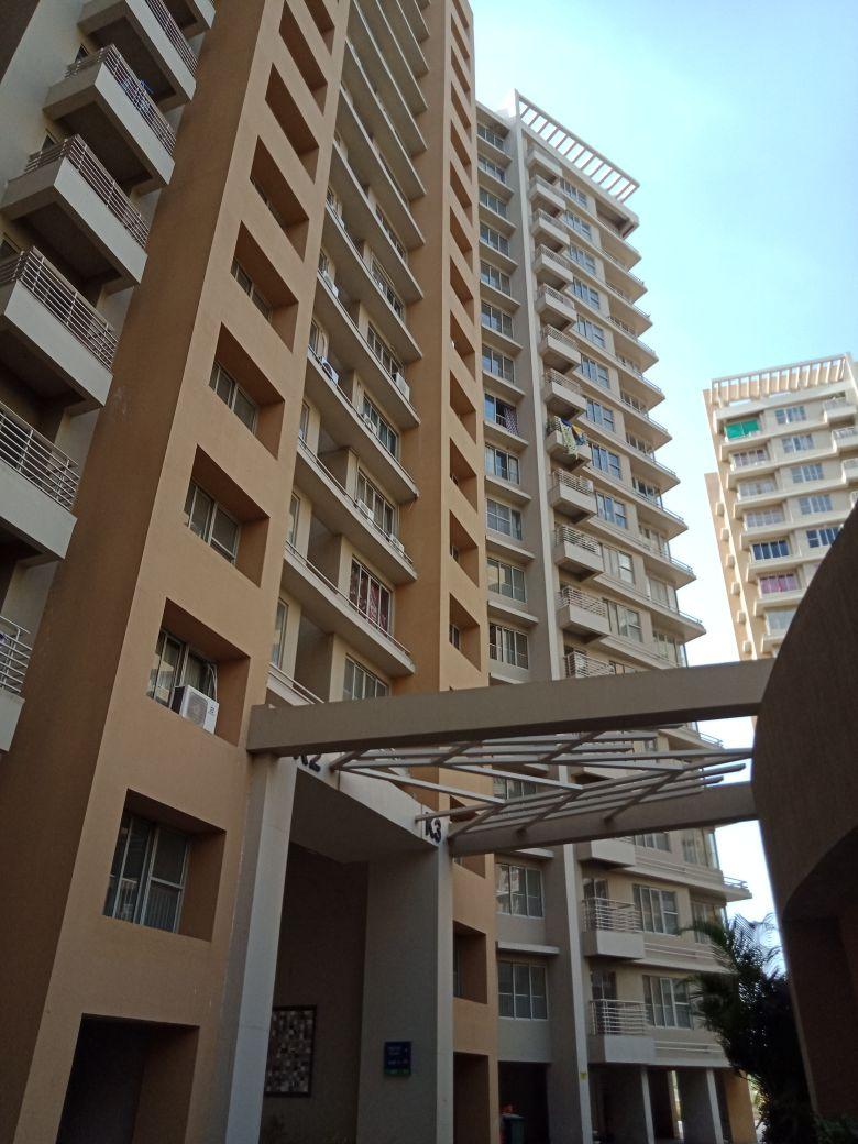 31498_const of real estate project Meadows (tower  J K) located at Khodiyar, Ahmedabad, Gujarat