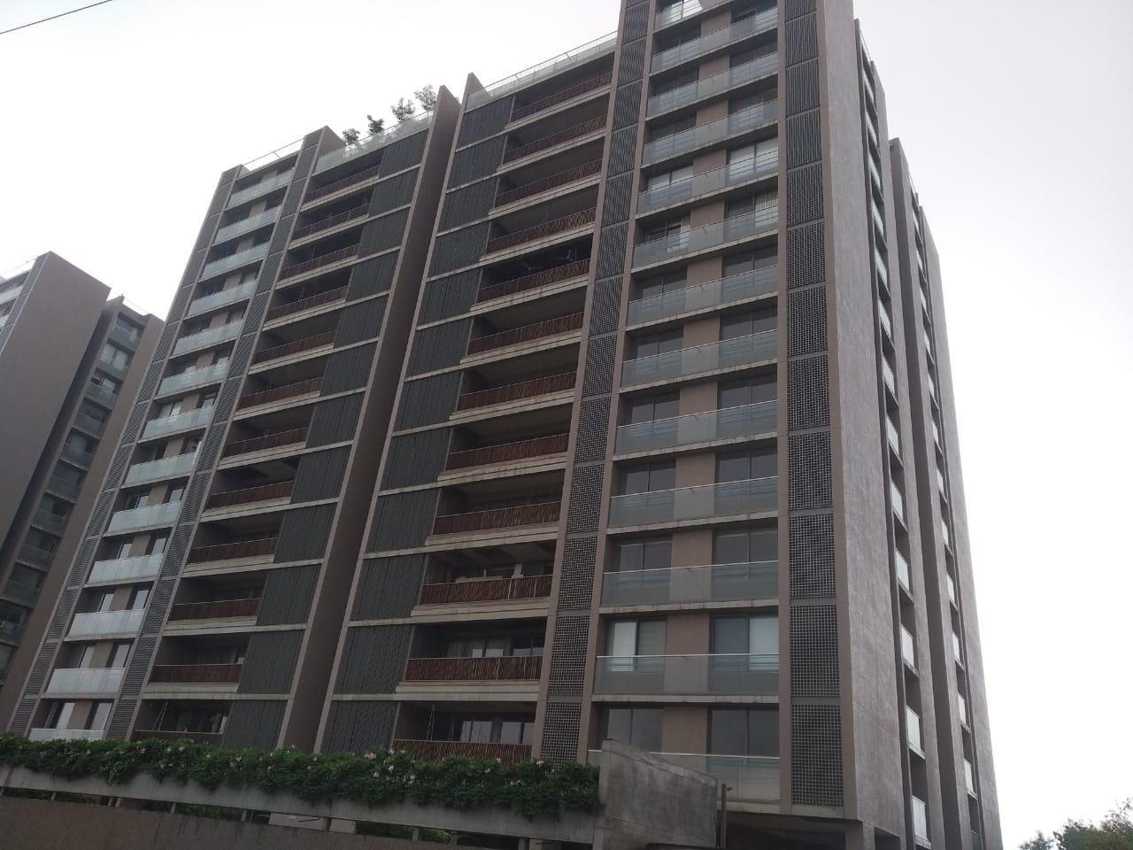 177378_const of real estate project Parshwa Luxuria located at Bodakdev, Ahmedabad, Gujarat