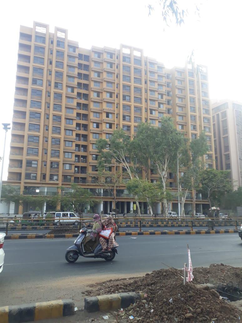 159637_const of real estate project Pebble Bay located at City, Ahmedabad, Gujarat