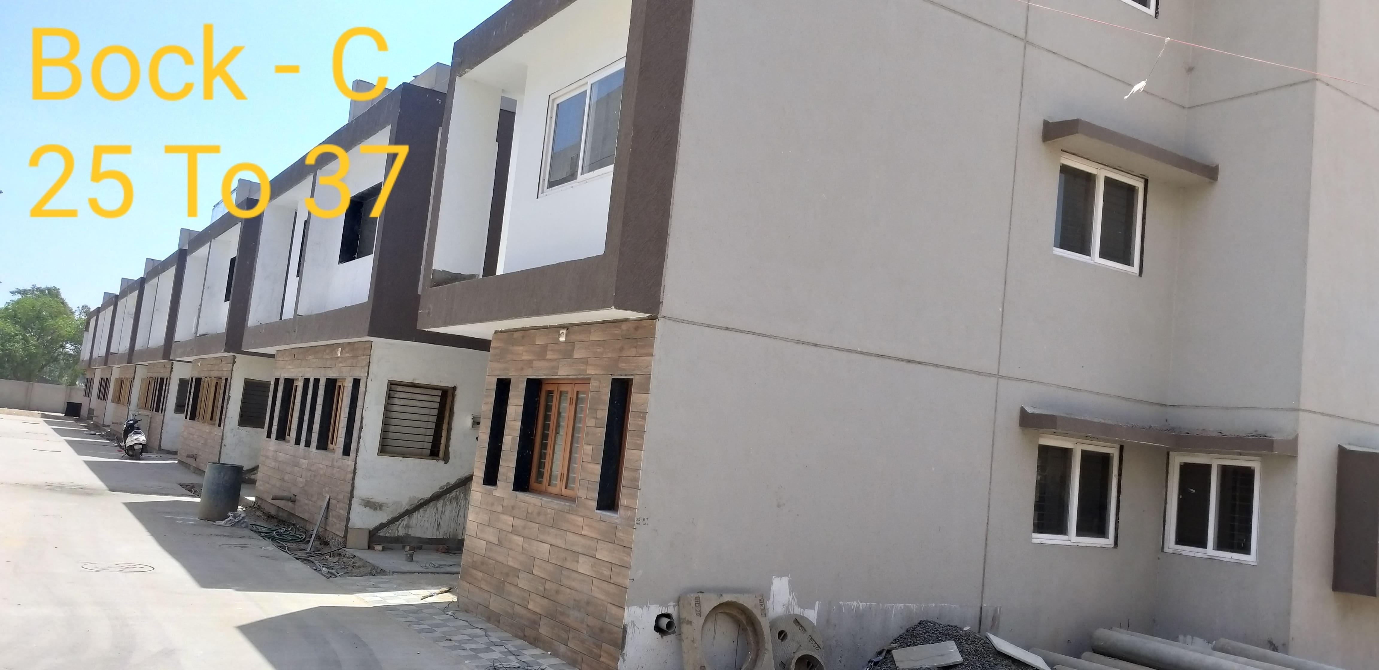 180615_const of real estate project Raghav Bungalows located at Hanspura, Ahmedabad, Gujarat