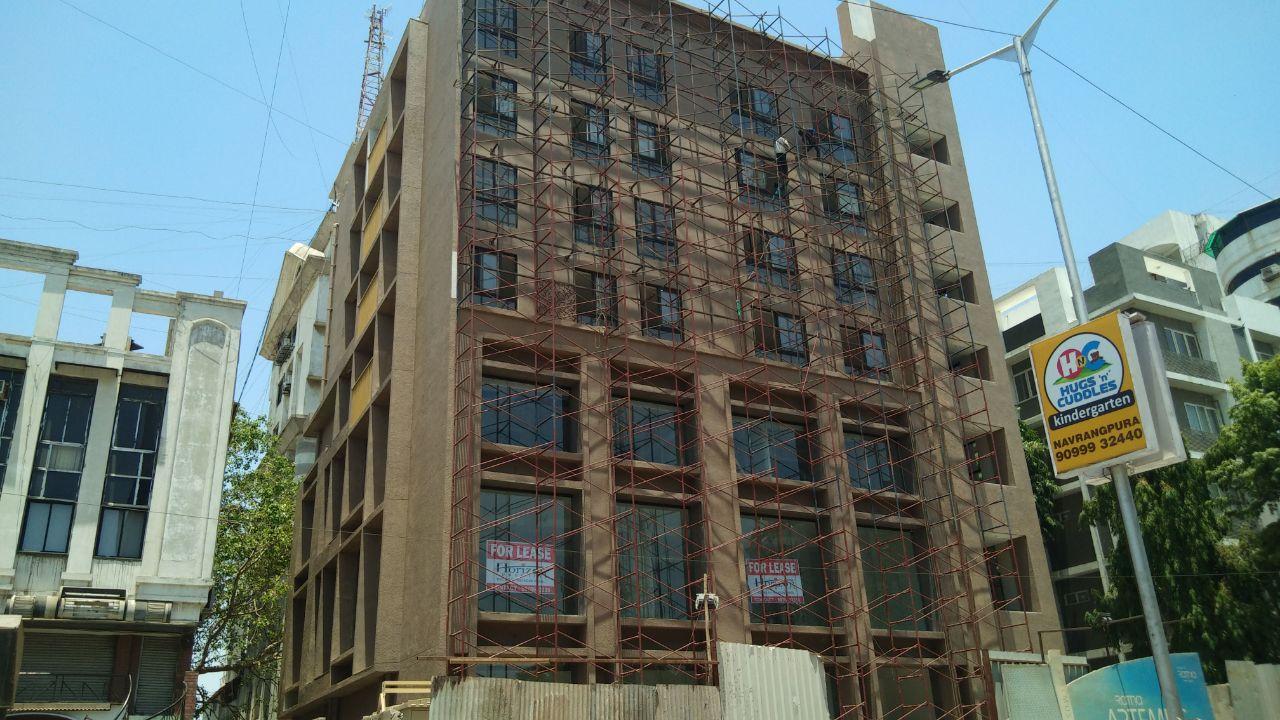 18561_const of real estate project Ratna Artemus located at City, Ahmedabad, Gujarat
