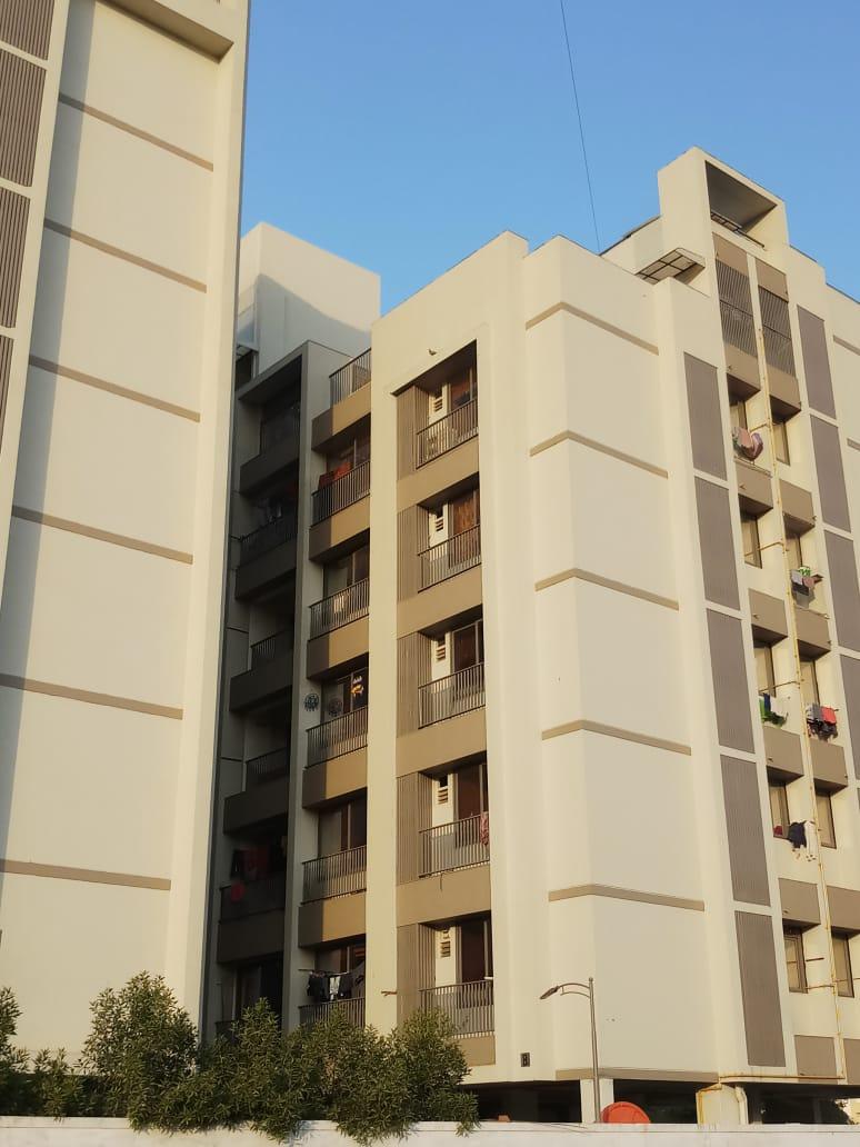 99045_const of real estate project Sandal Wood located at Sola, Ahmedabad, Gujarat