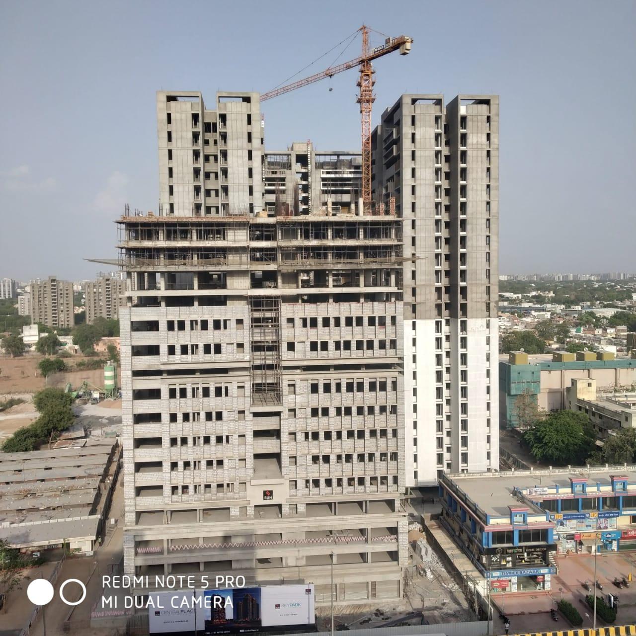 161688_const of real estate project Sun Skypark Sun Centralplace located at Ahmedabad, Ahmedabad, Gujarat