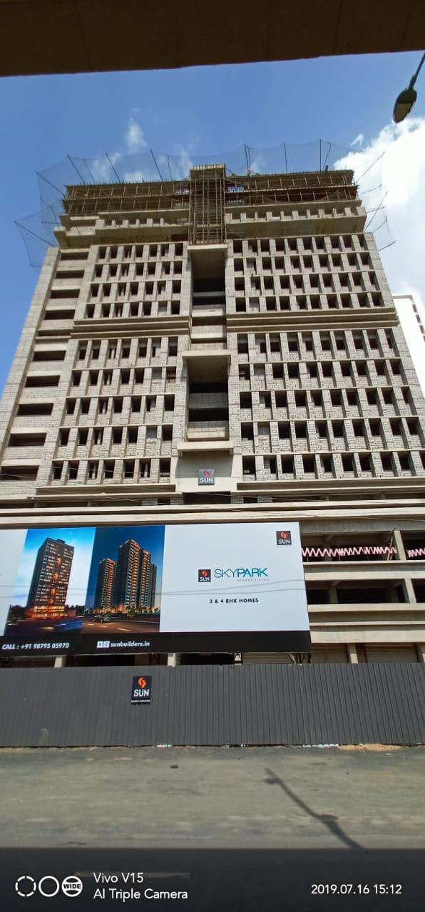 192340_const of real estate project Sun Skypark Sun Centralplace located at Ahmedabad, Ahmedabad, Gujarat