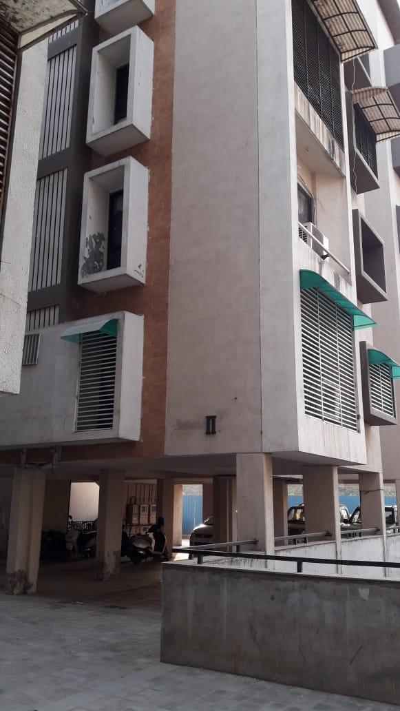 194998_const of real estate project Takshashila Eco Green   Gallaria Mall, located at Odhav, Ahmedabad, Gujarat