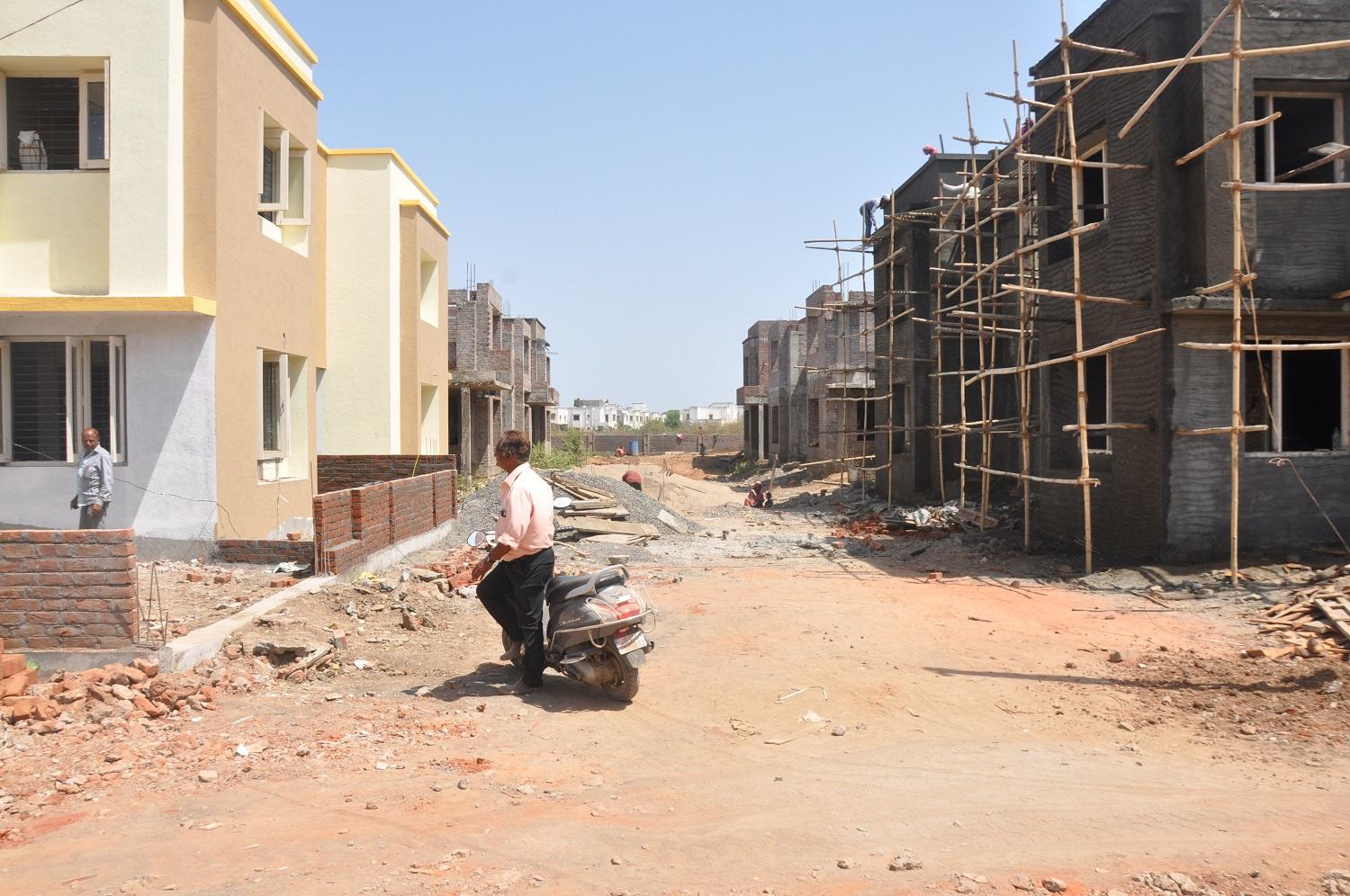 197069_const of real estate project Ambey Valley Township located at Kosamdi, Bharuch, Gujarat