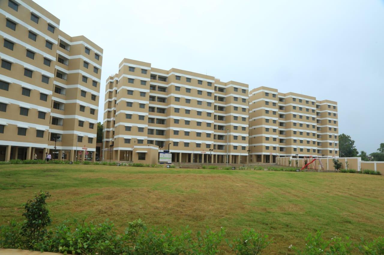 153054_const of real estate project 280 Mig 60 Shops located at Tarsamiya, Bhavnagar, Gujarat