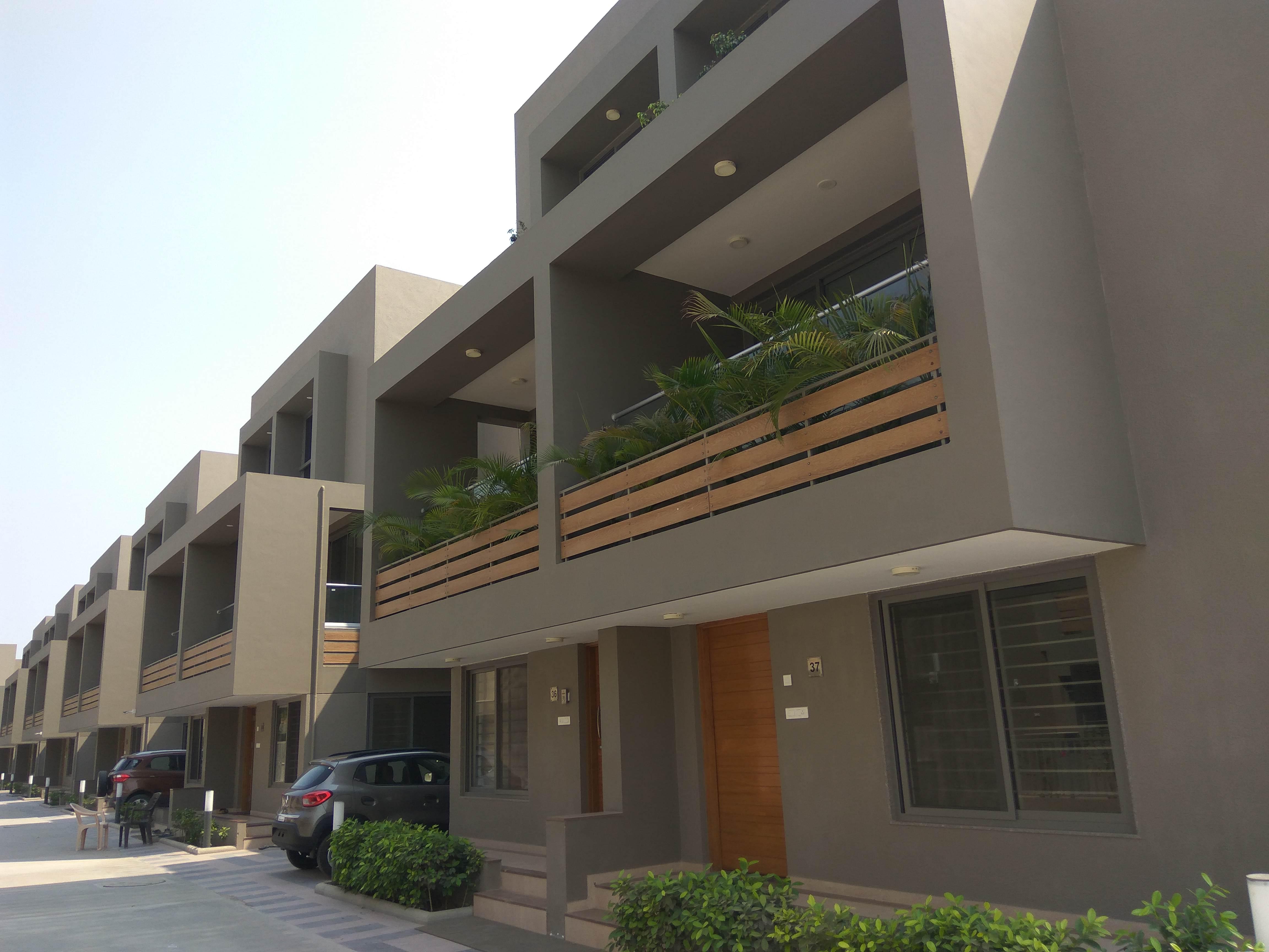 5531_const of real estate project Madhav Bunglows located at Thaltej, Gandhinagar, Gujarat