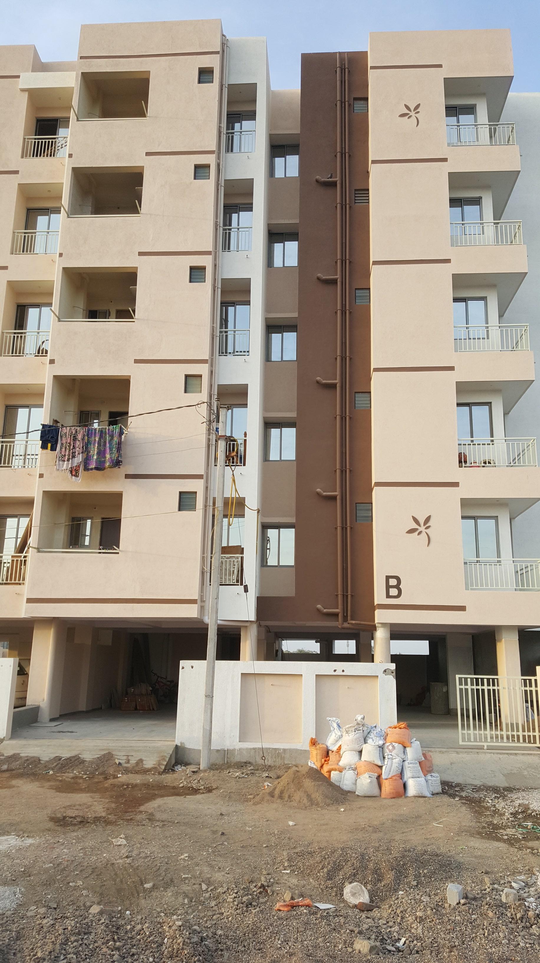 124981_const of real estate project Maruti Palace located at Mavdi, Rajkot, Gujarat