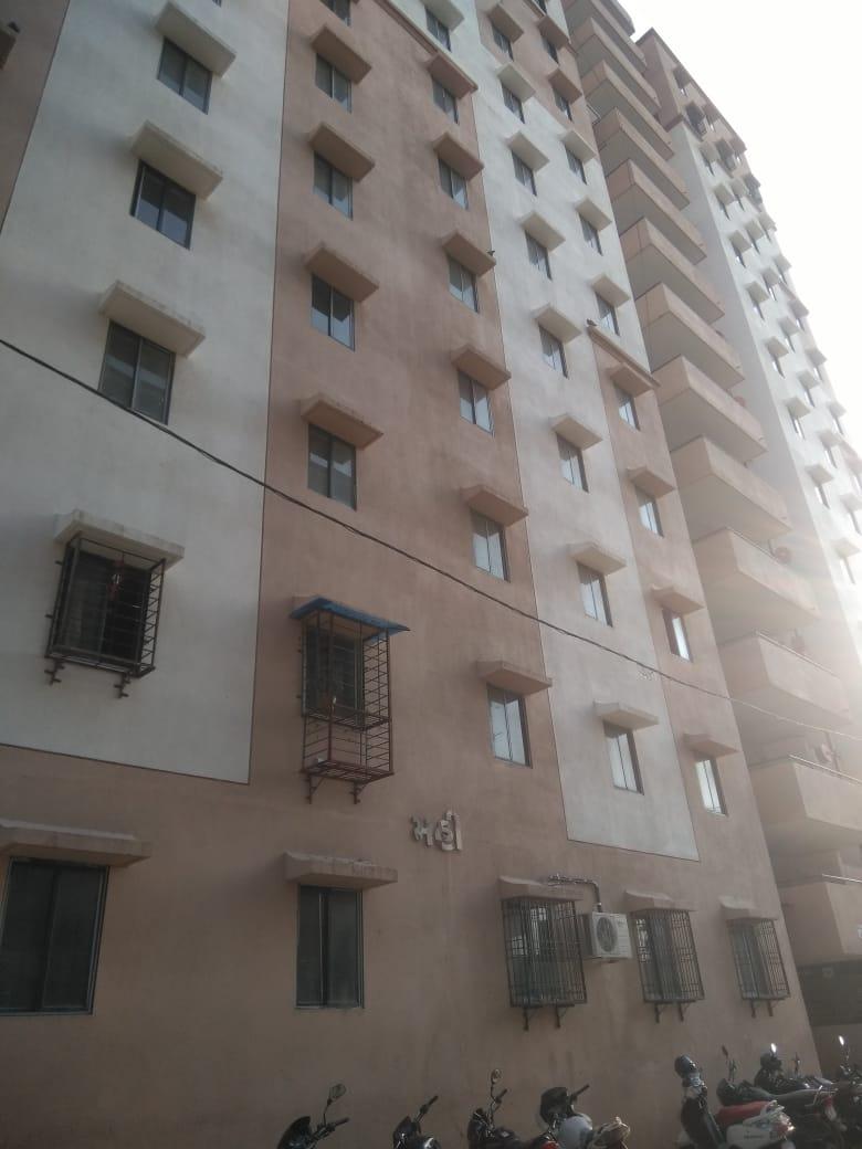 67048_const of real estate project 48 Shops 896 Lig 672 Mig 336 Mig Ii located at Jahangirabad, Surat, Gujarat