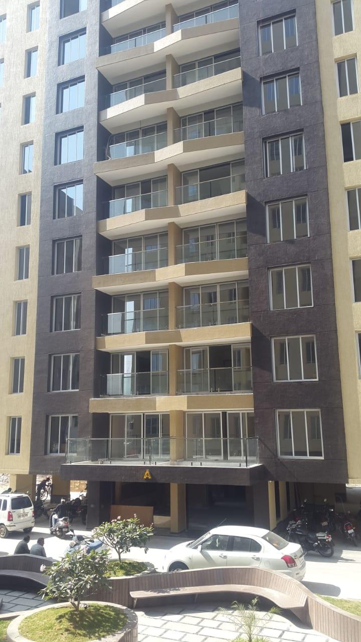 176728_const of real estate project Apple Luxuria located at Utran, Surat, Gujarat