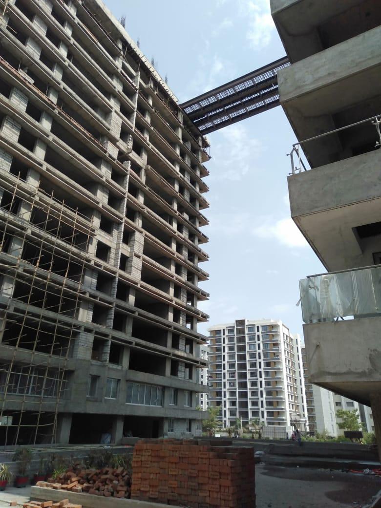 156165_const of real estate project Blu Sparsh located at Surat, Surat, Gujarat