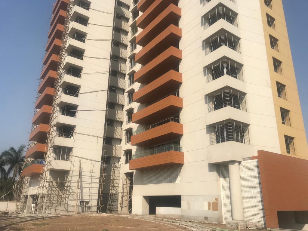 99025_const of real estate project Carat located at Katar, Surat, Gujarat