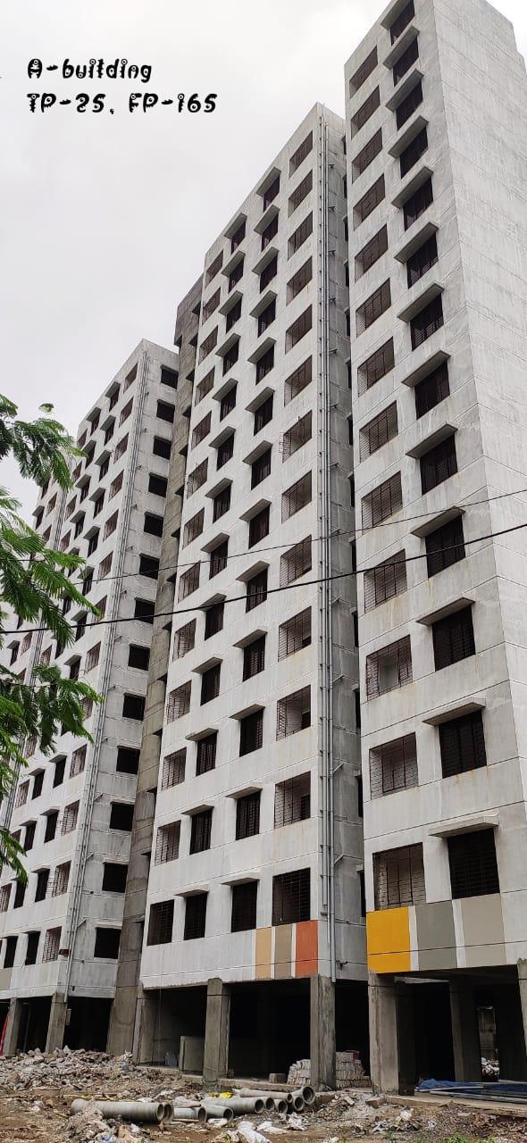 192827_const of real estate project Construction Of 752 Dus Of Ews Type At T P  25(mota Varachha) F P  165 Under Pmay located at Varachha, Surat, Gujarat