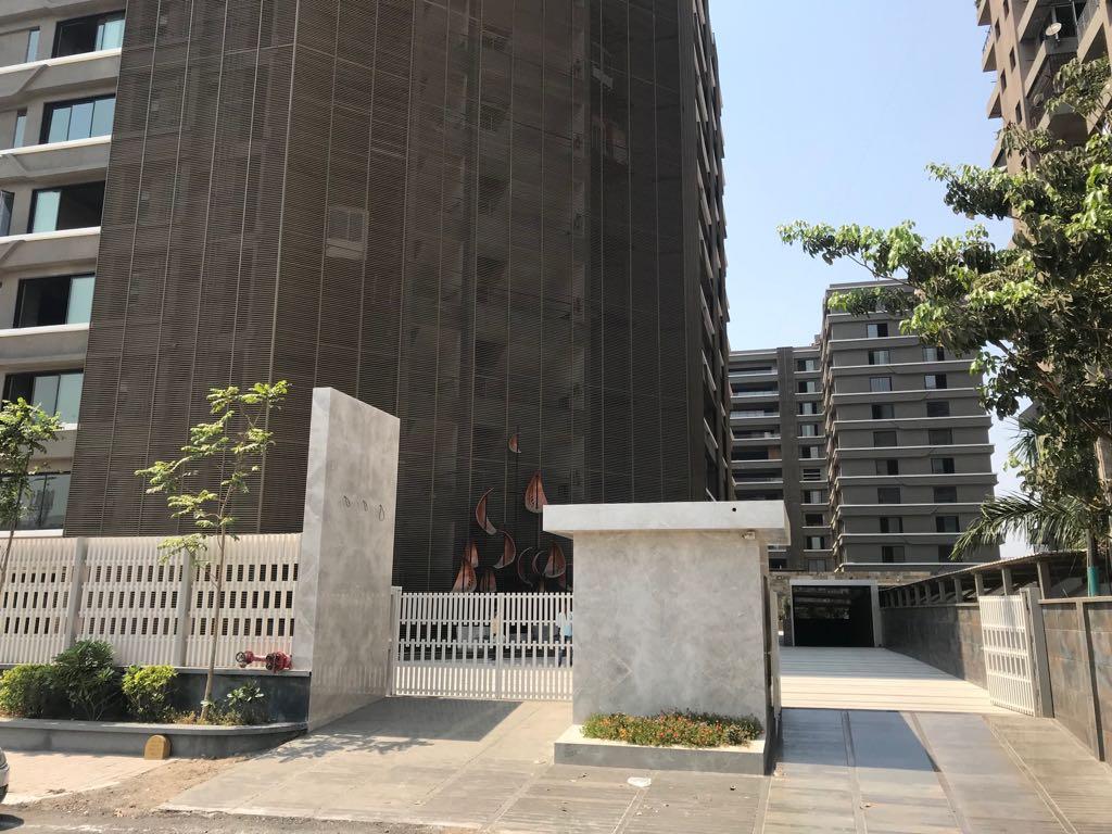 22760_const of real estate project Foinaa located at Surat, Surat, Gujarat