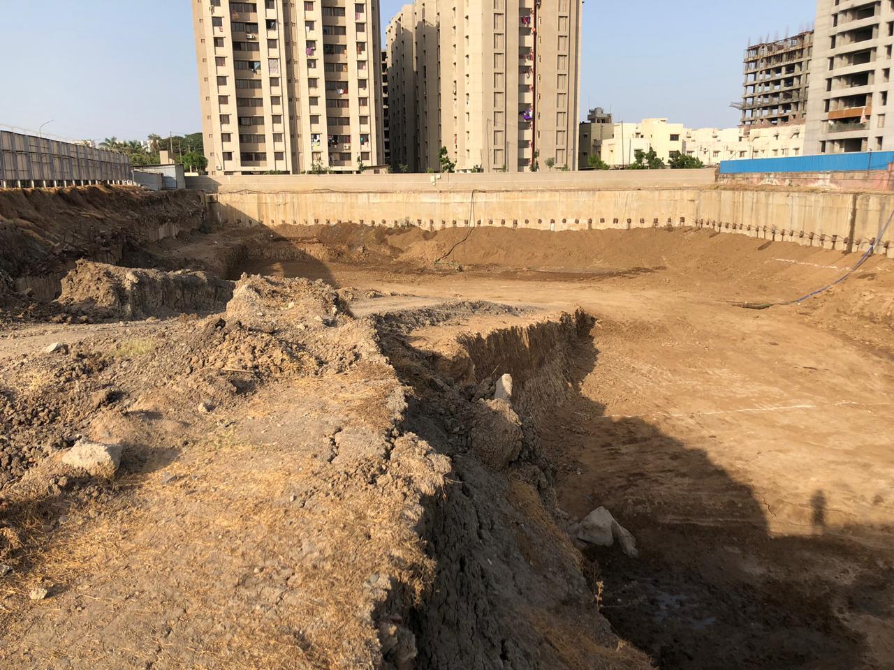186421_const of real estate project Park Avenue located at Magdalla, Surat, Gujarat