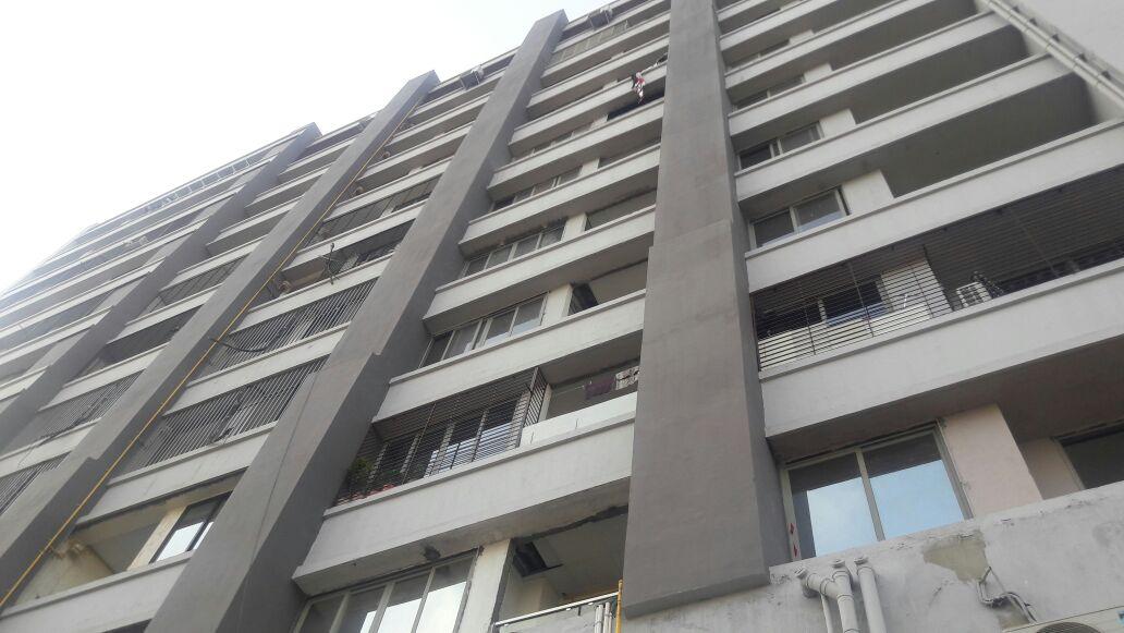 89218_const of real estate project Phoenix Towers located at Vesu, Surat, Gujarat