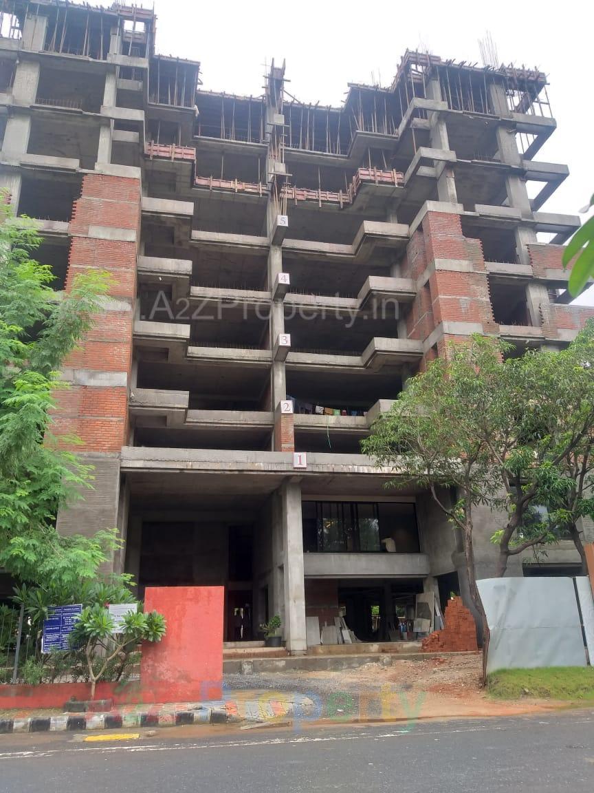 186339_const of real estate project Piramyd Platina located at Pal, Surat, Gujarat