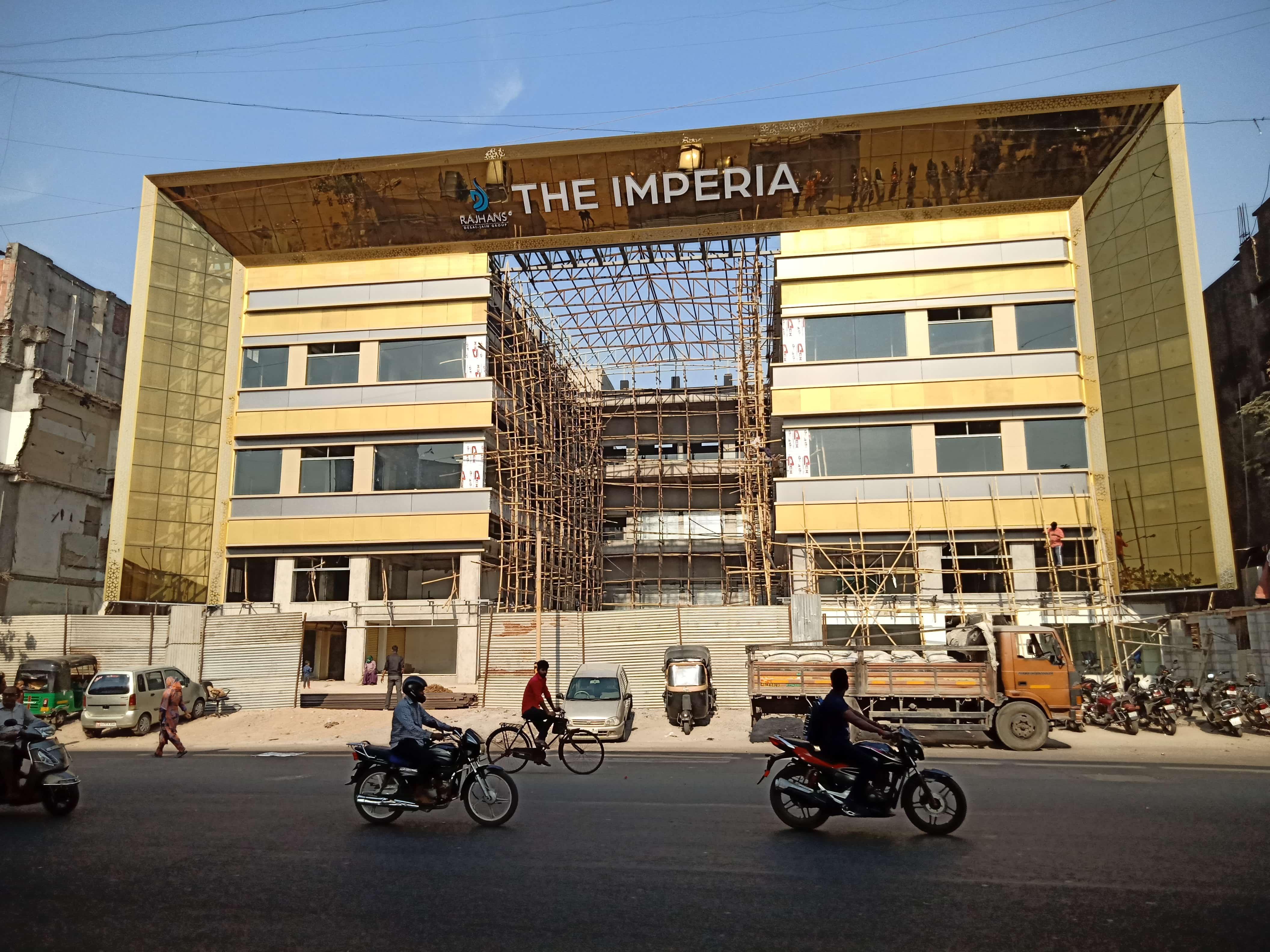 rajhans-imperia-offices-at-salabatpura-surat