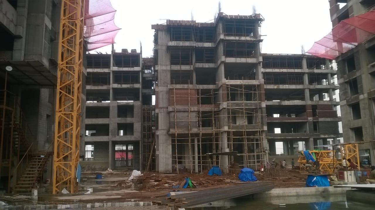 169992_const of real estate project Sangini Arise located at Surat, Surat, Gujarat