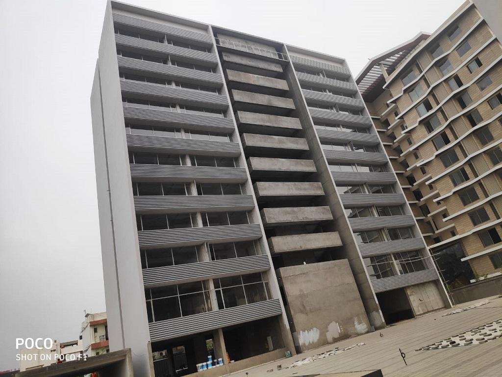 176548_const of real estate project Sns Atria located at Surat, Surat, Gujarat