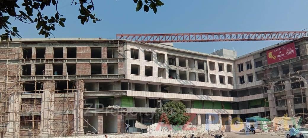 76314_const of real estate project Sunday Hub located at Surat, Surat, Gujarat