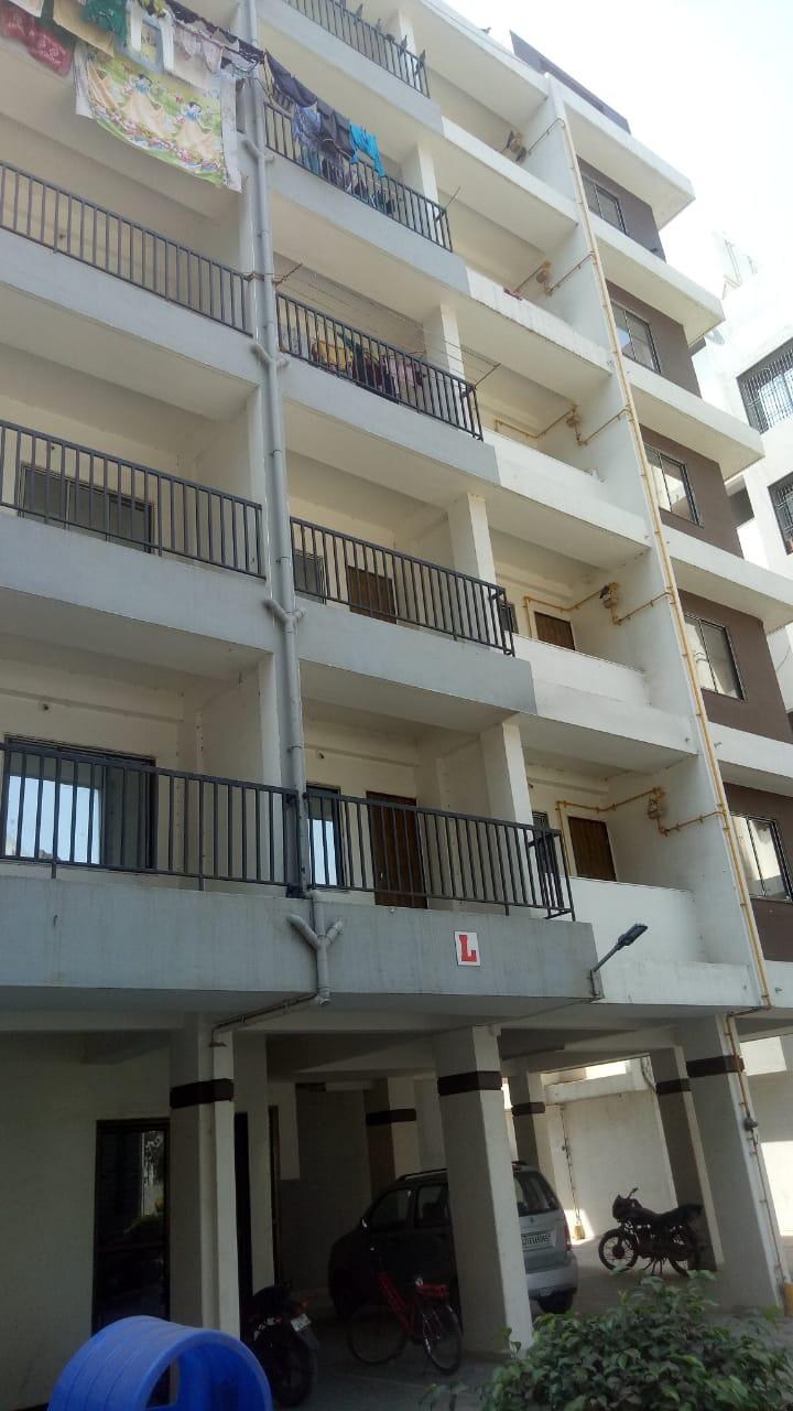 121069_const of real estate project Sunday Residency located at Surat, Surat, Gujarat