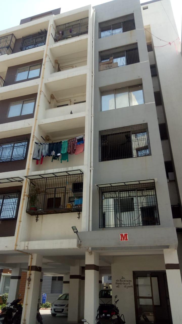 121070_const of real estate project Sunday Residency located at Surat, Surat, Gujarat