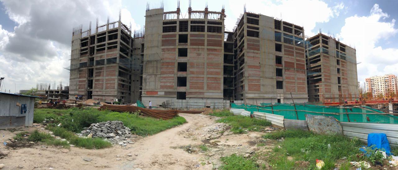 52975_const of real estate project The Polaris Textile City located at Parvat, Surat, Gujarat