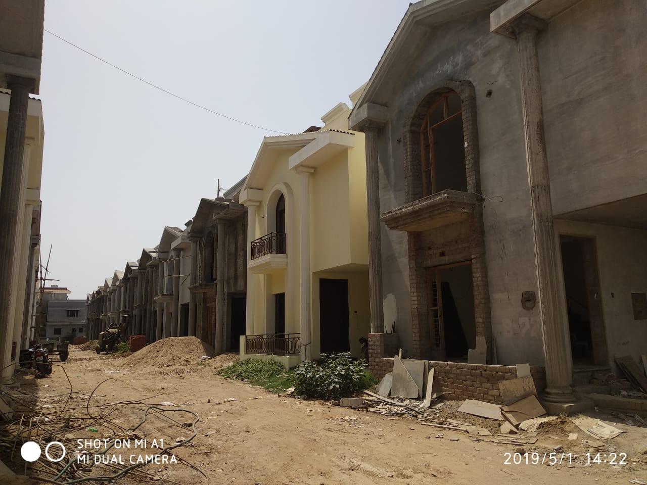 139516_const of real estate project Ananta Savera Swagatam located at Bill, Vadodara, Gujarat