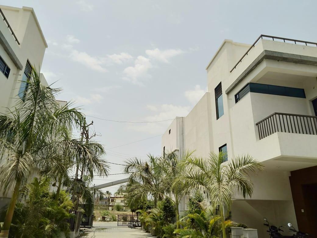 206901_const of real estate project Dream Meadows located at Bill, Vadodara, Gujarat