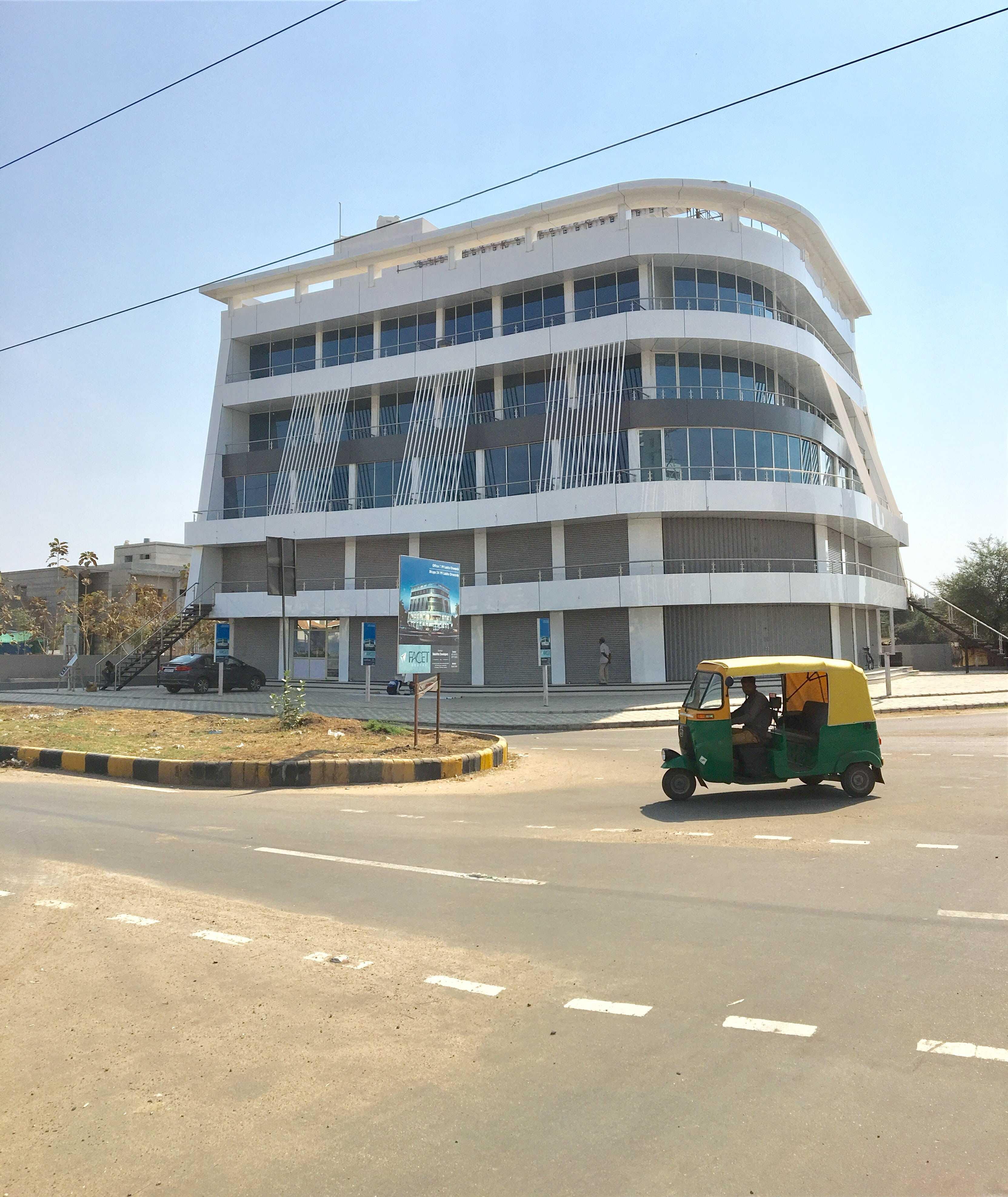 40390_const of real estate project Facet Square located at Bhayli, Vadodara, Gujarat