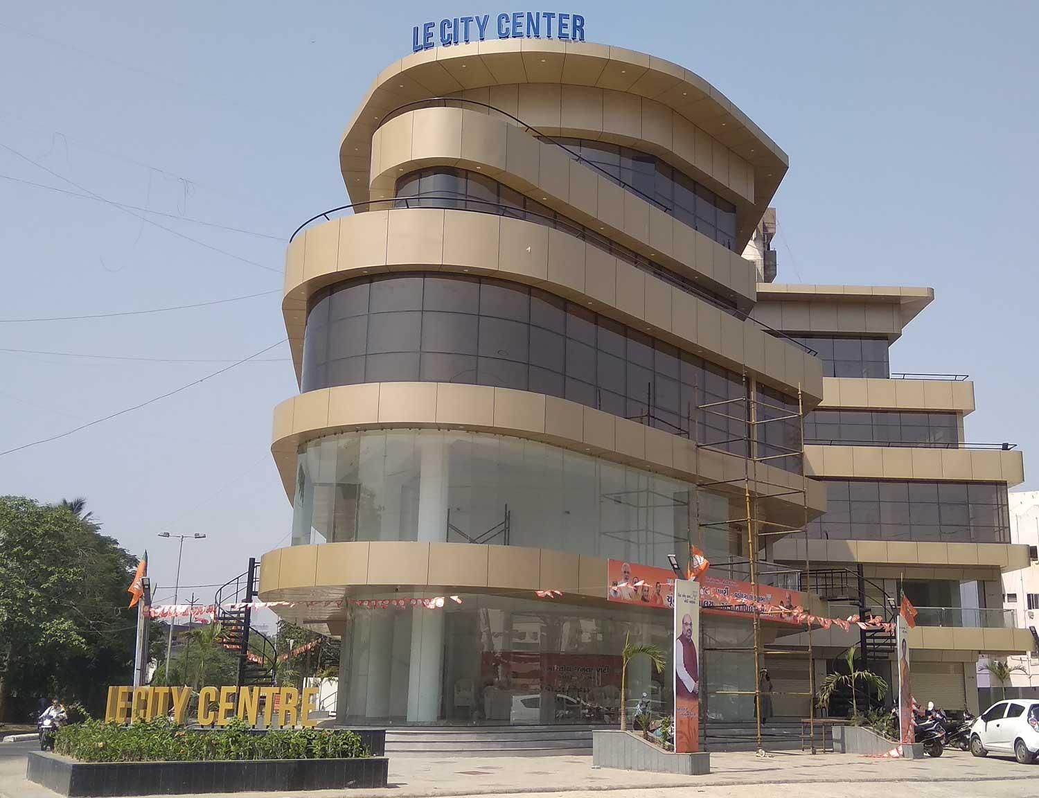 141425_const of real estate project Le City Centre located at Akota, Vadodara, Gujarat
