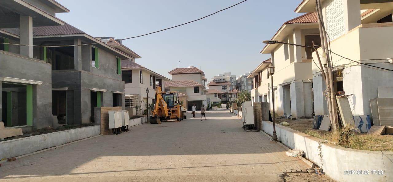 129557_const of real estate project Nilamber Grandeur located at Bhayli, Vadodara, Gujarat