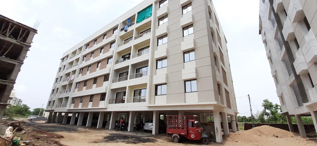 170218_const of real estate project Nisarg Palladium located at Vadodara, Vadodara, Gujarat