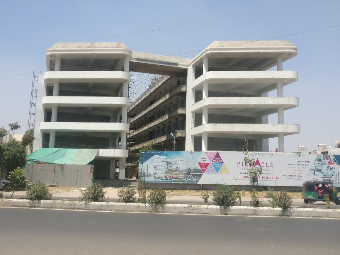 15835_const of real estate project Pinnacle Business Park located at Vadodara, Vadodara, Gujarat