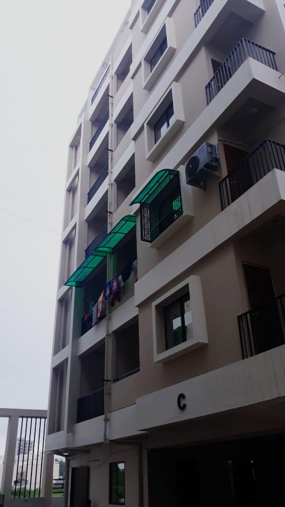 195449_const of real estate project Ratnam Elegance located at Vemali, Vadodara, Gujarat