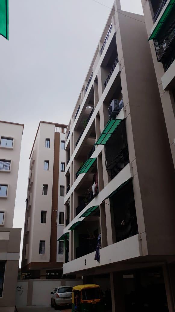 195456_const of real estate project Ratnam Elegance located at Vemali, Vadodara, Gujarat