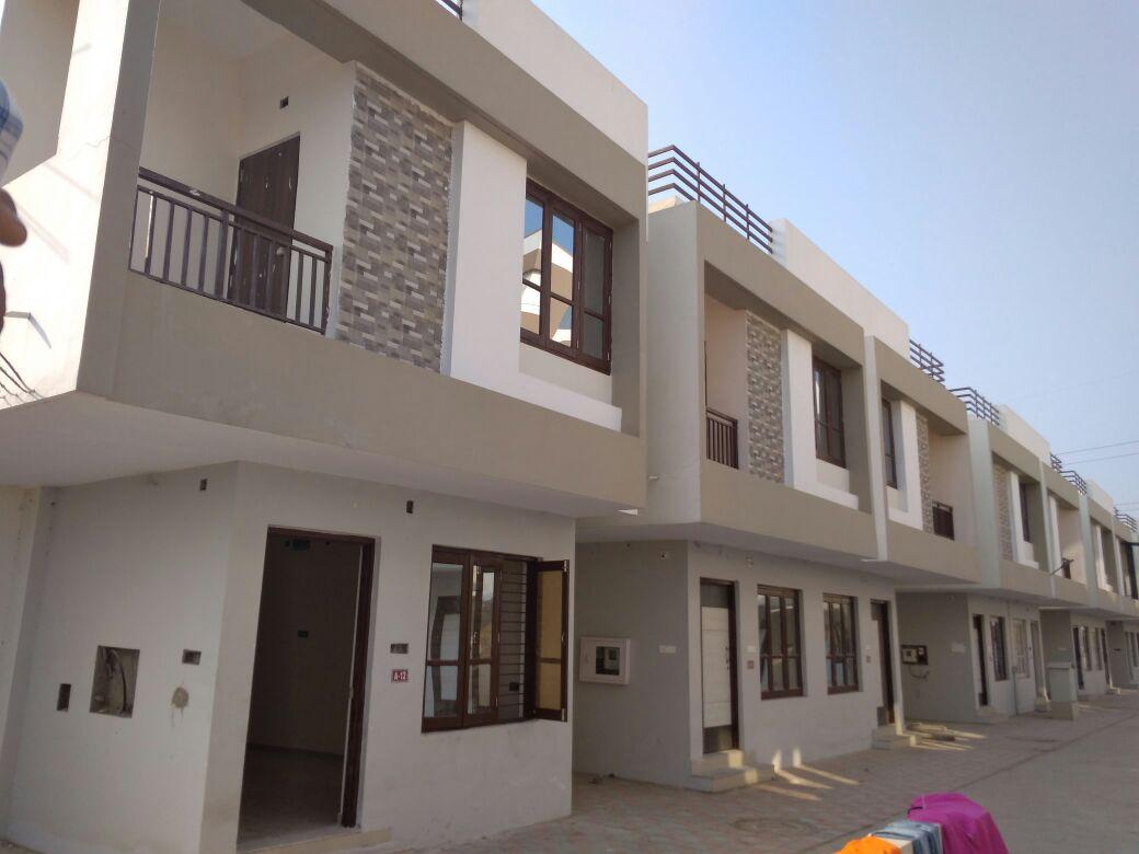 114557_const of real estate project Rosedale County located at Dhanyavi, Vadodara, Gujarat