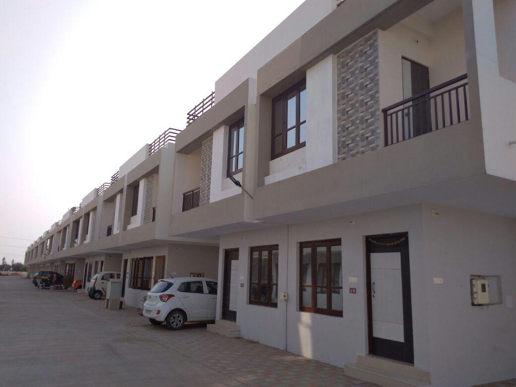 114559_const of real estate project Rosedale County located at Dhanyavi, Vadodara, Gujarat