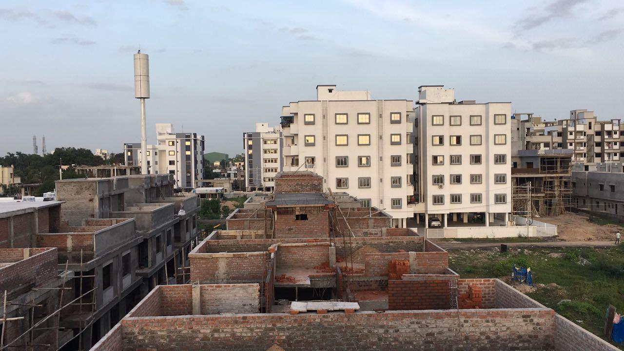 81463_const of real estate project Royal Villa located at Jambuva, Vadodara, Gujarat