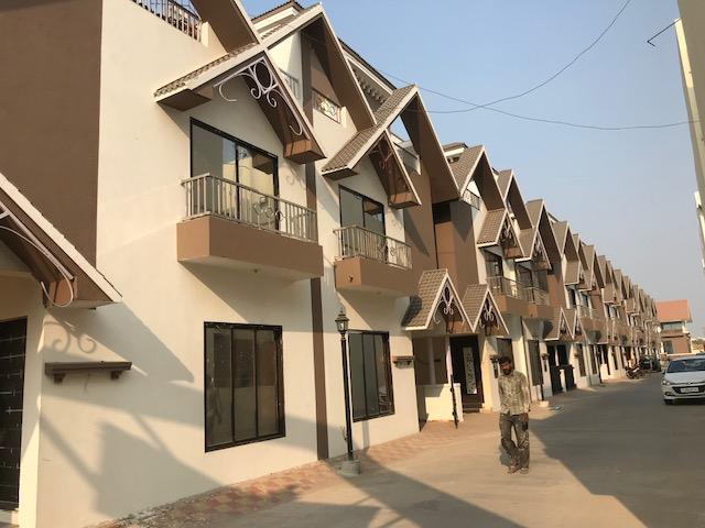 180514_const of real estate project Shree Siddheshwer Holy Home located at Sayajipura, Vadodara, Gujarat