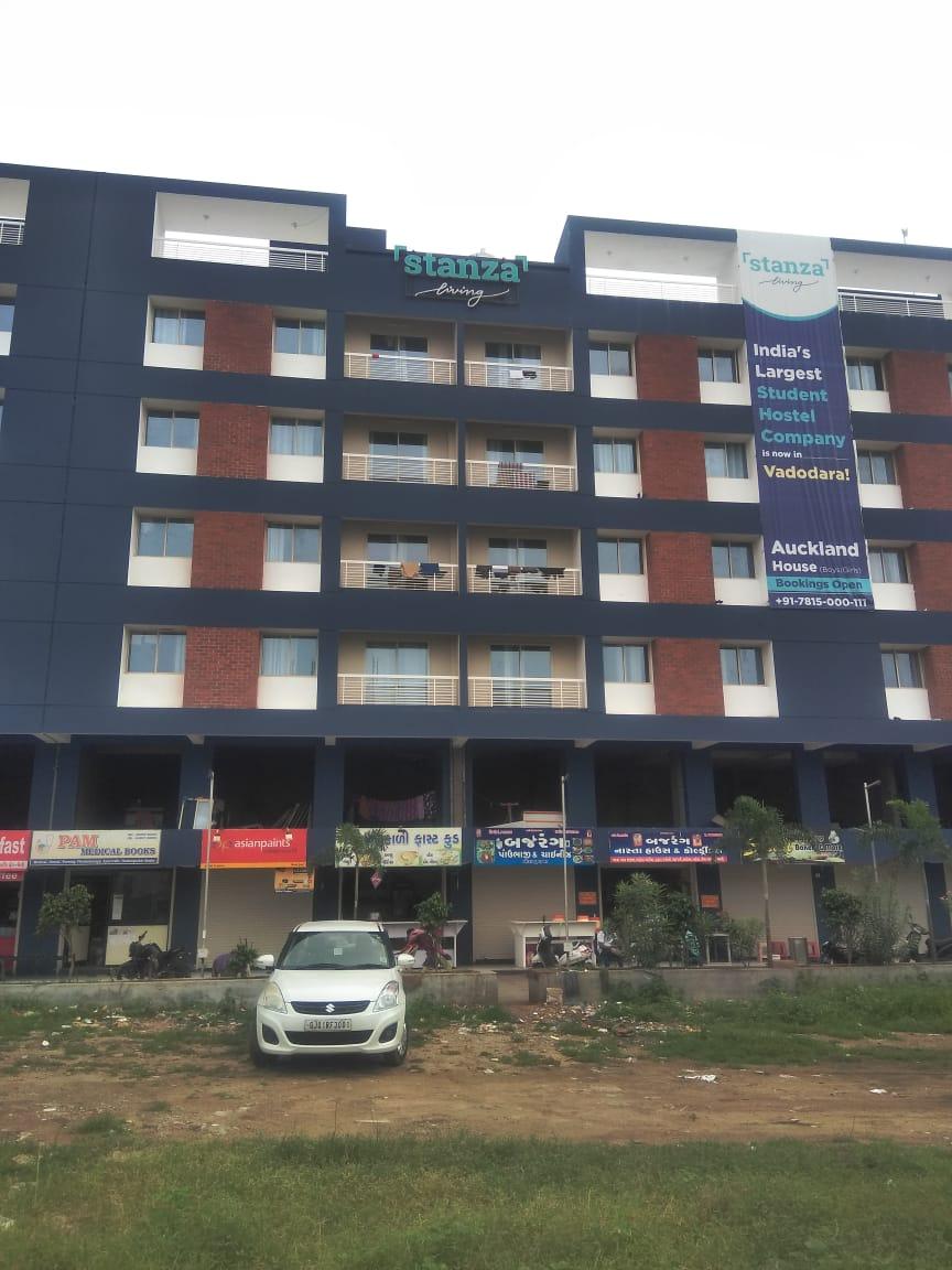 203282_const of real estate project The Oakland located at Amodar, Vadodara, Gujarat