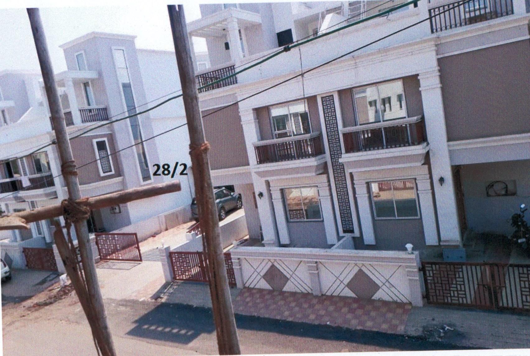 118039_const of real estate project Venice Bunglows located at Sayajipura, Vadodara, Gujarat