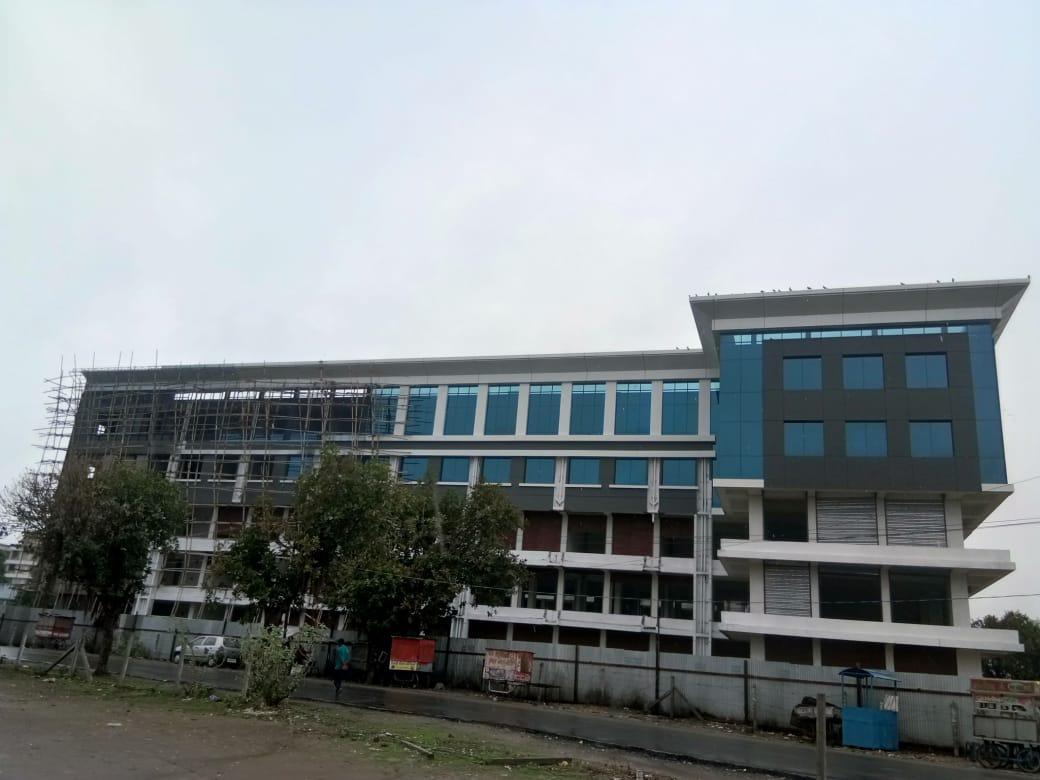 33964_const of real estate project Wings (tower A) located at Makarpura, Vadodara, Gujarat