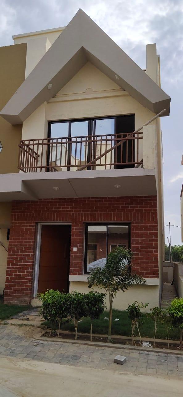 167077_const of real estate project Woodscape located at Bill, Vadodara, Gujarat